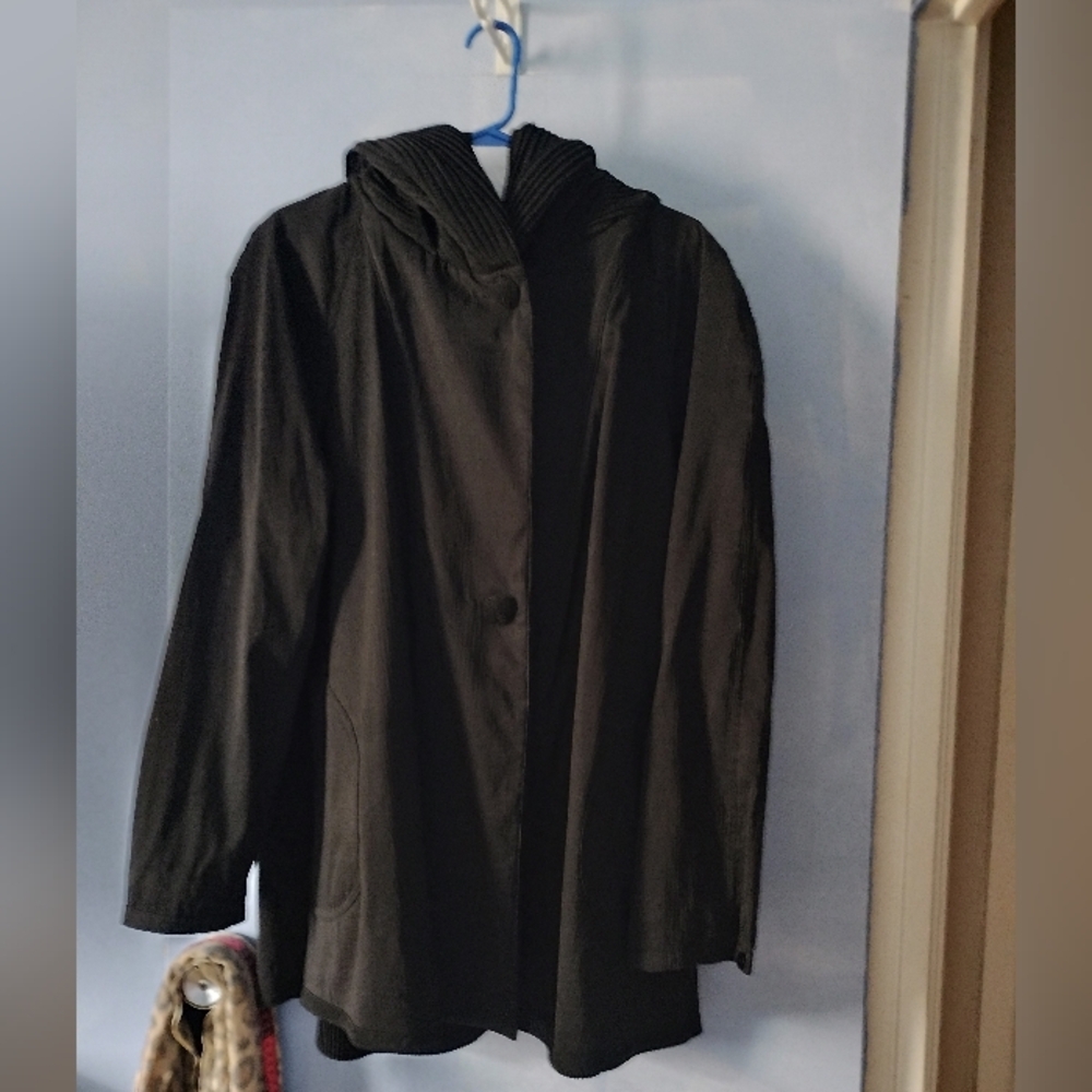 MYCRA PAC Classic Black Donatella Short Coat M/L